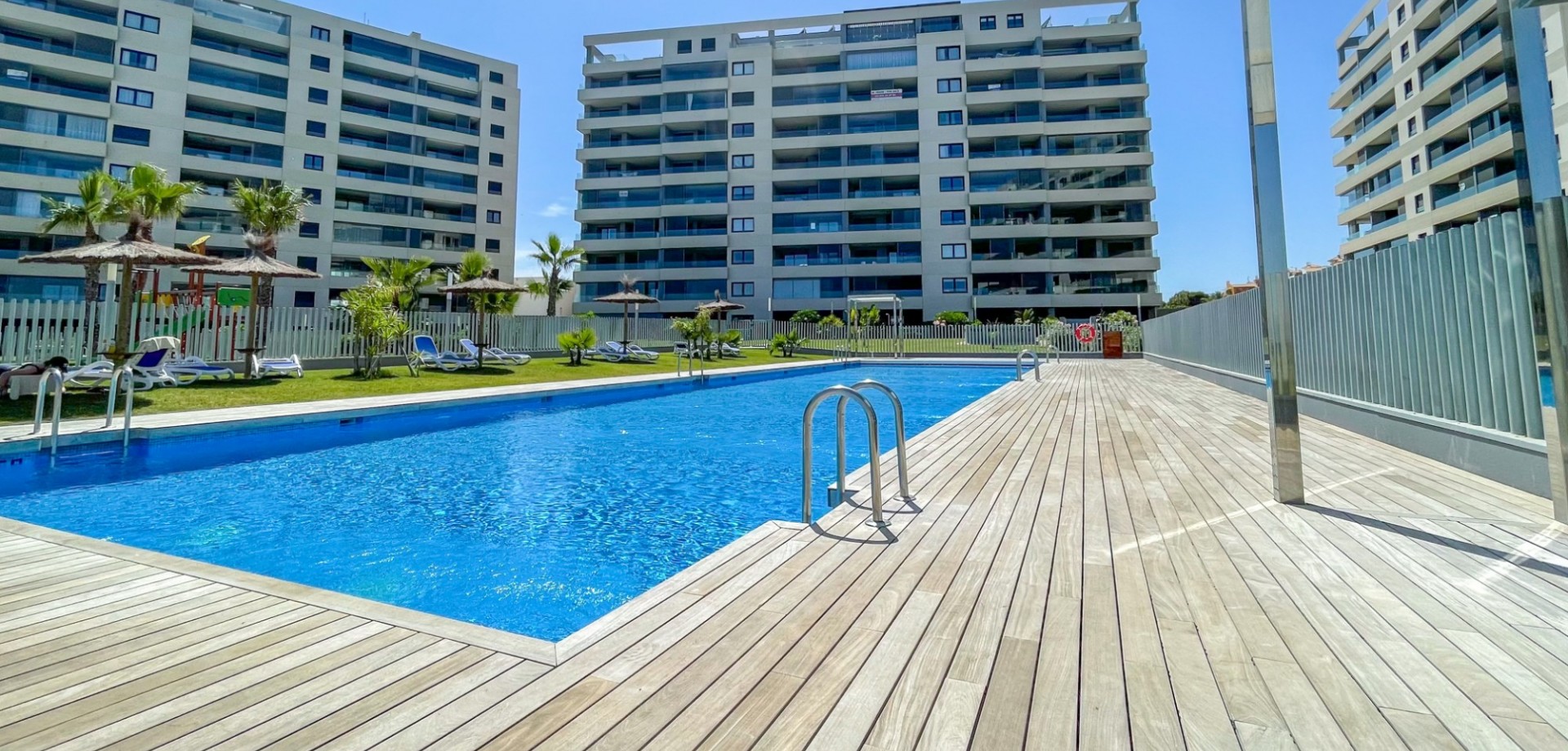 For sale - 3 Bedroom 2 Bathroom Apartment in Orihuela Costa - Punta Prima  - Costa Blanca (Alicante)