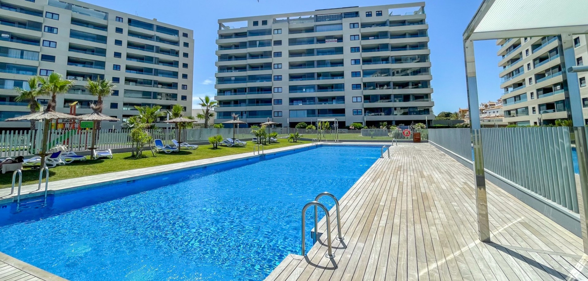 For sale - 3 Bedroom 2 Bathroom Apartment in Orihuela Costa - Punta Prima  - Costa Blanca (Alicante)
