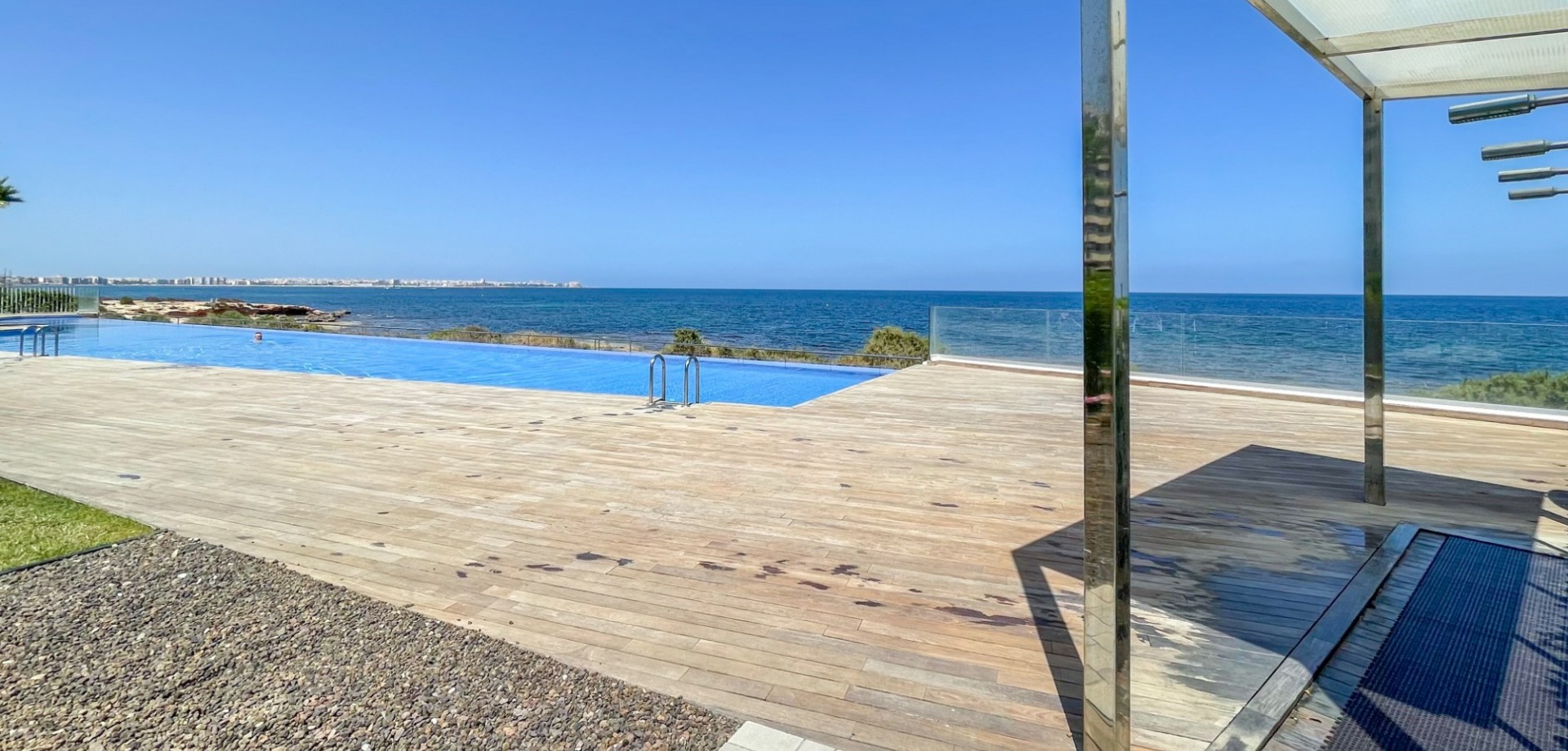 For sale - 3 Bedroom 2 Bathroom Apartment in Orihuela Costa - Punta Prima  - Costa Blanca (Alicante)