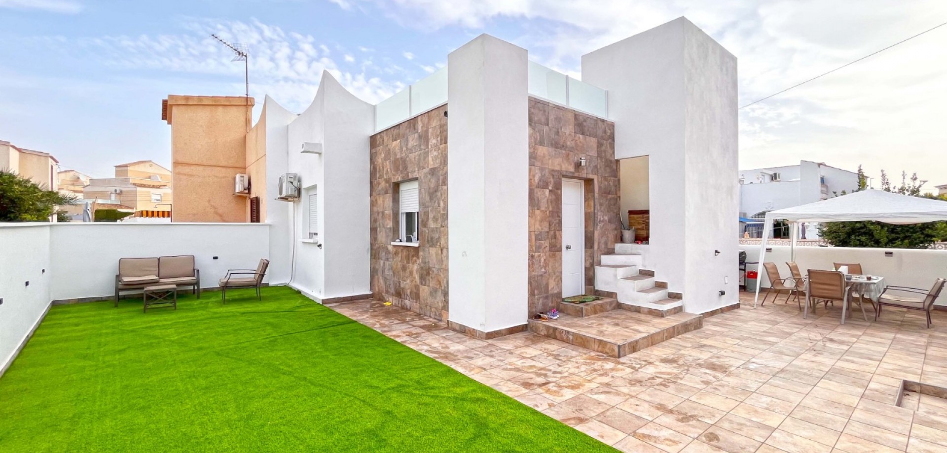 For sale - 2 Bedroom 2 Bathroom Bungalow in Orihuela Costa - Playa Flamenca  - Costa Blanca (Alicante)