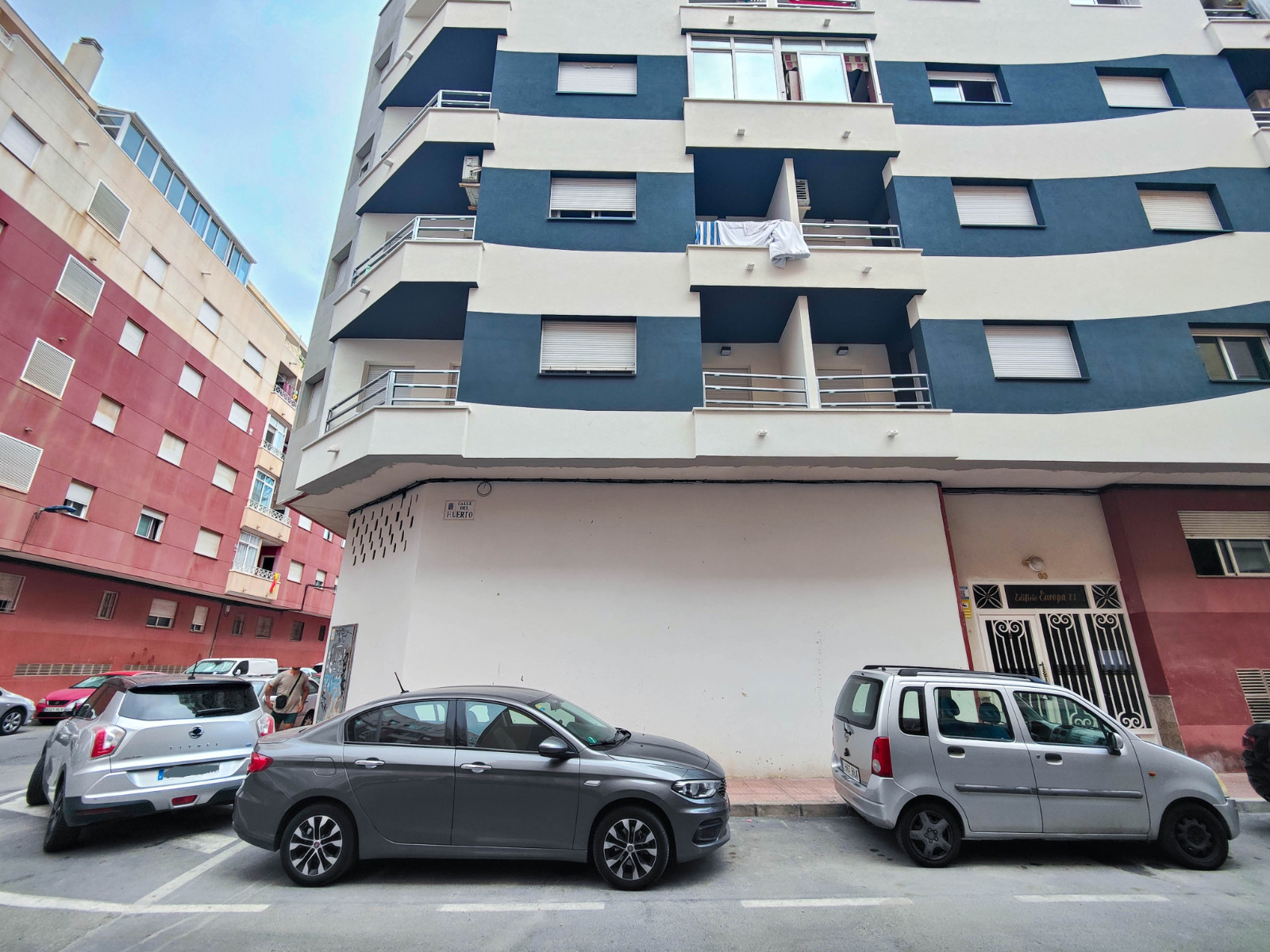 For sale - Commercial property in Torrevieja - El Acequion - Los Náufragos  - Alicante