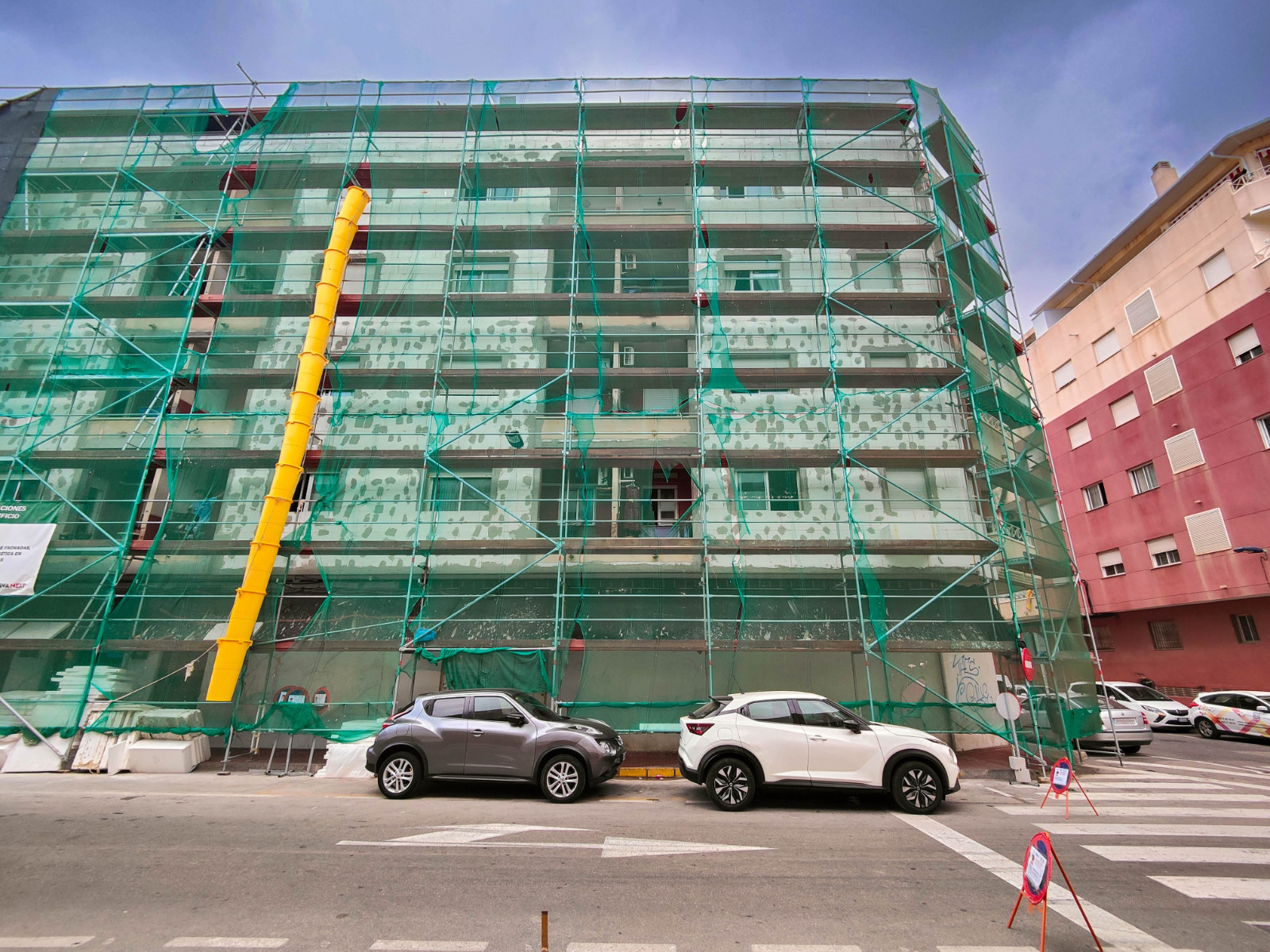 For sale - Commercial property in Torrevieja - El Acequion - Los Náufragos  - Alicante