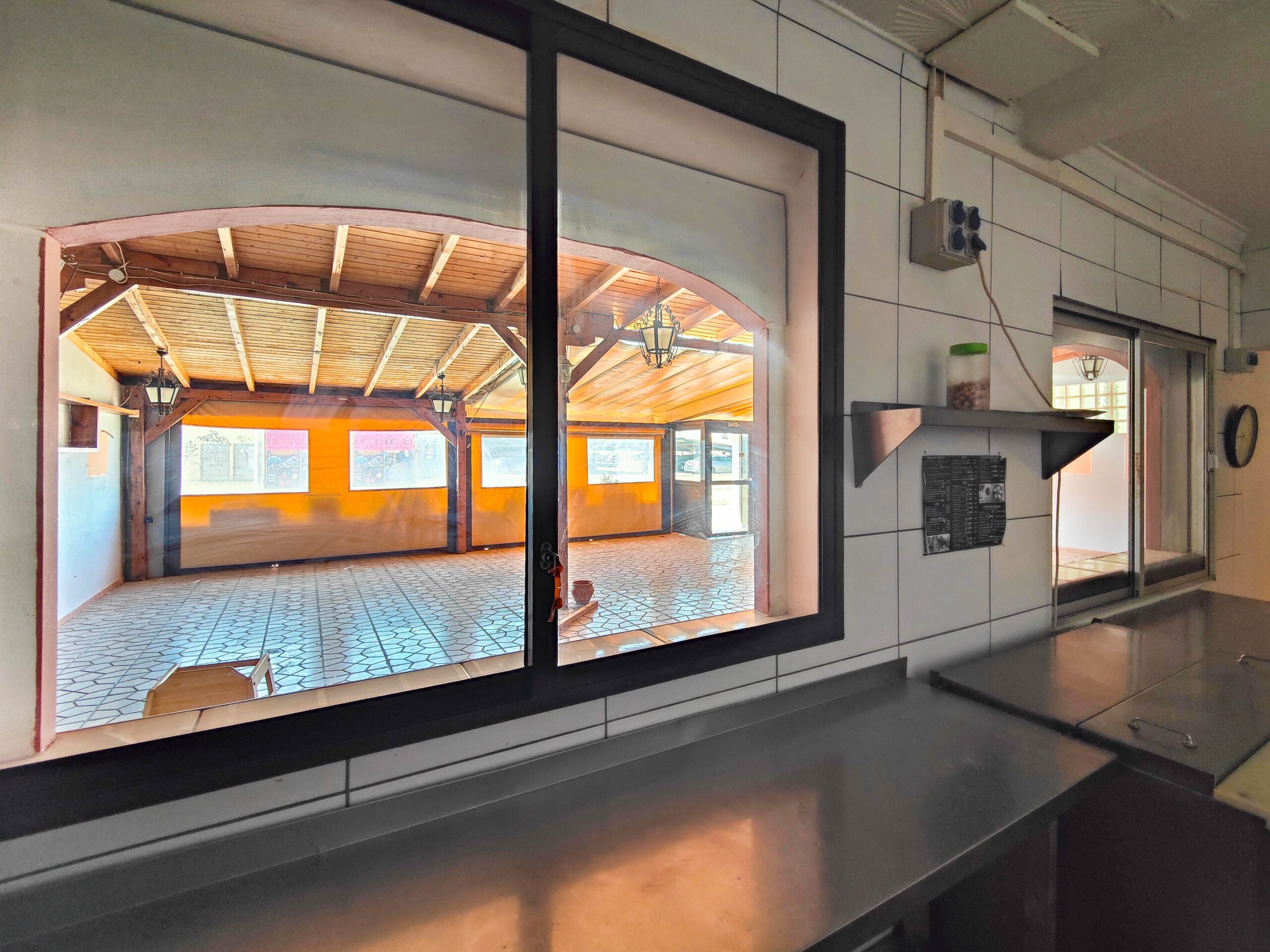 For sale - 6 Bedroom 3 Bathroom Commercial property in Torrevieja - La Siesta - El Salado - Torreta  - Alicante