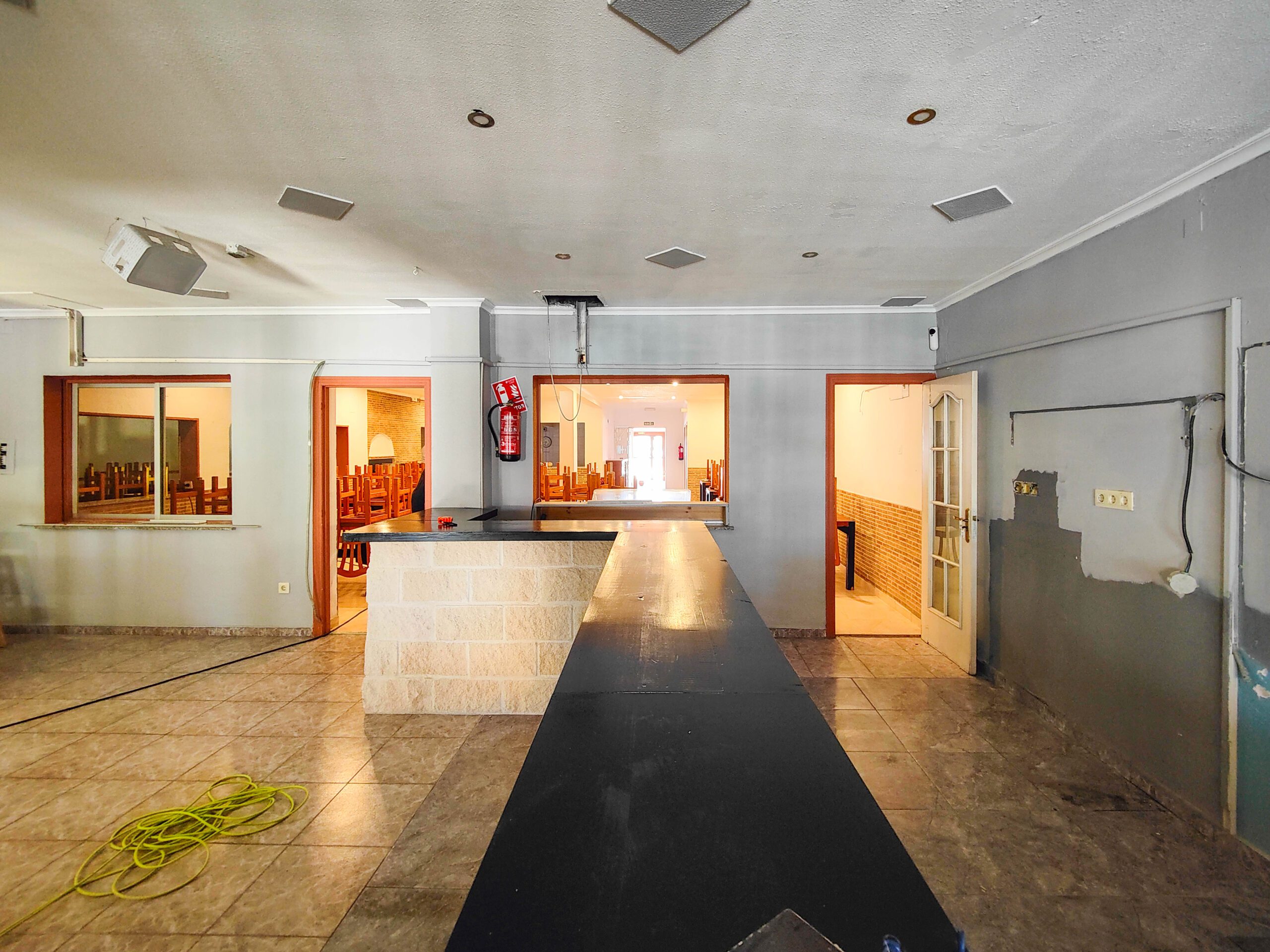 For sale - 6 Bedroom 3 Bathroom Commercial property in Torrevieja - La Siesta - El Salado - Torreta  - Alicante