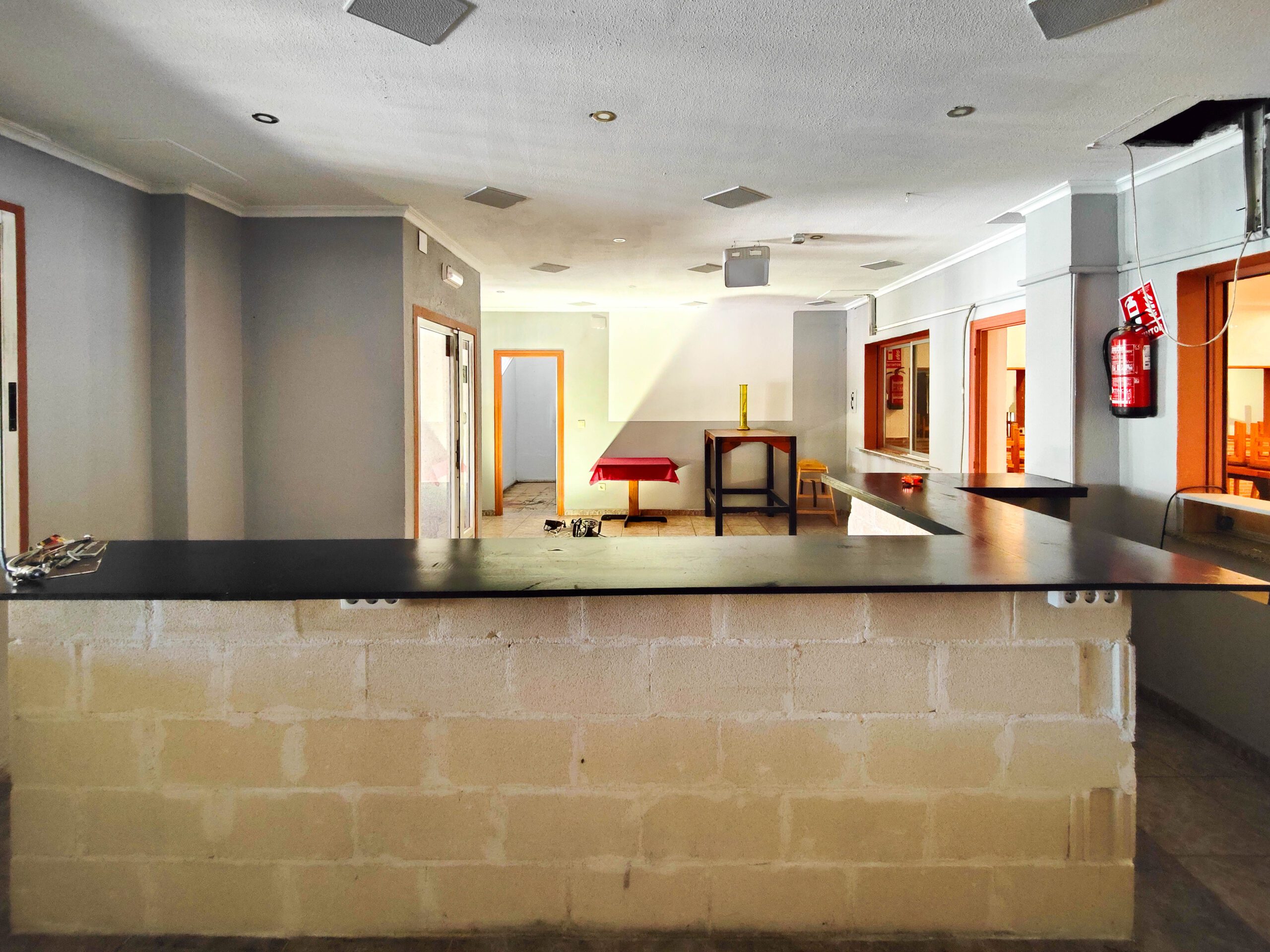 For sale - 6 Bedroom 3 Bathroom Commercial property in Torrevieja - La Siesta - El Salado - Torreta  - Alicante
