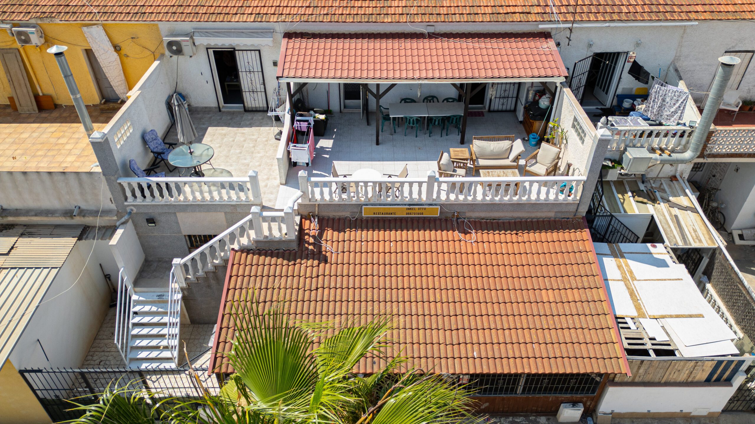 For sale - 6 Bedroom 3 Bathroom Commercial property in Torrevieja - La Siesta - El Salado - Torreta  - Alicante