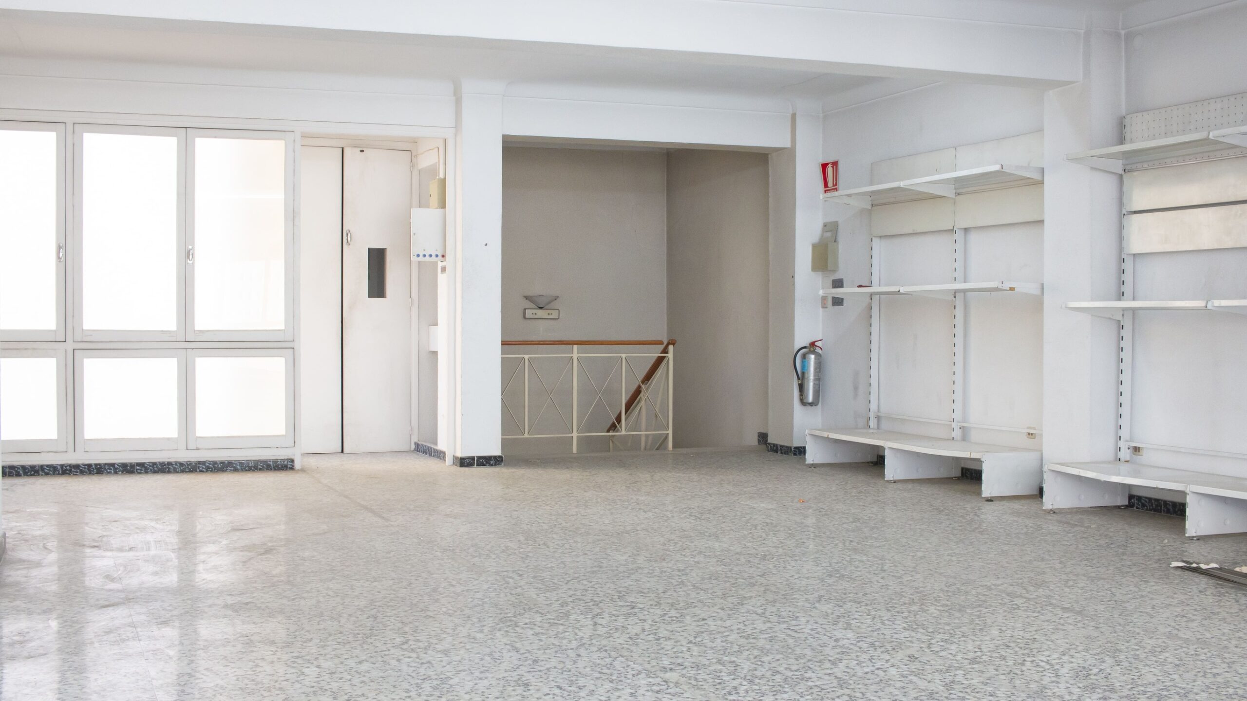 For sale - Building in Torrevieja - Centro  - Alicante