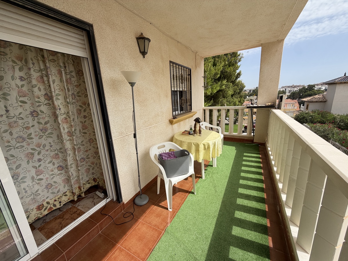For sale - 2 Bedroom 1 Bathroom Apartment in Villamartin - , Villamartin, Alicante, Spain - Alicante