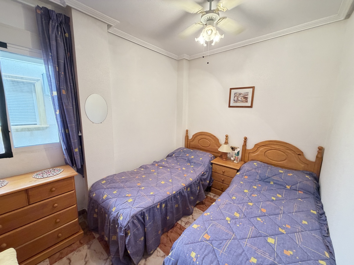For sale - 2 Bedroom 1 Bathroom Apartment in Villamartin - , Villamartin, Alicante, Spain - Alicante