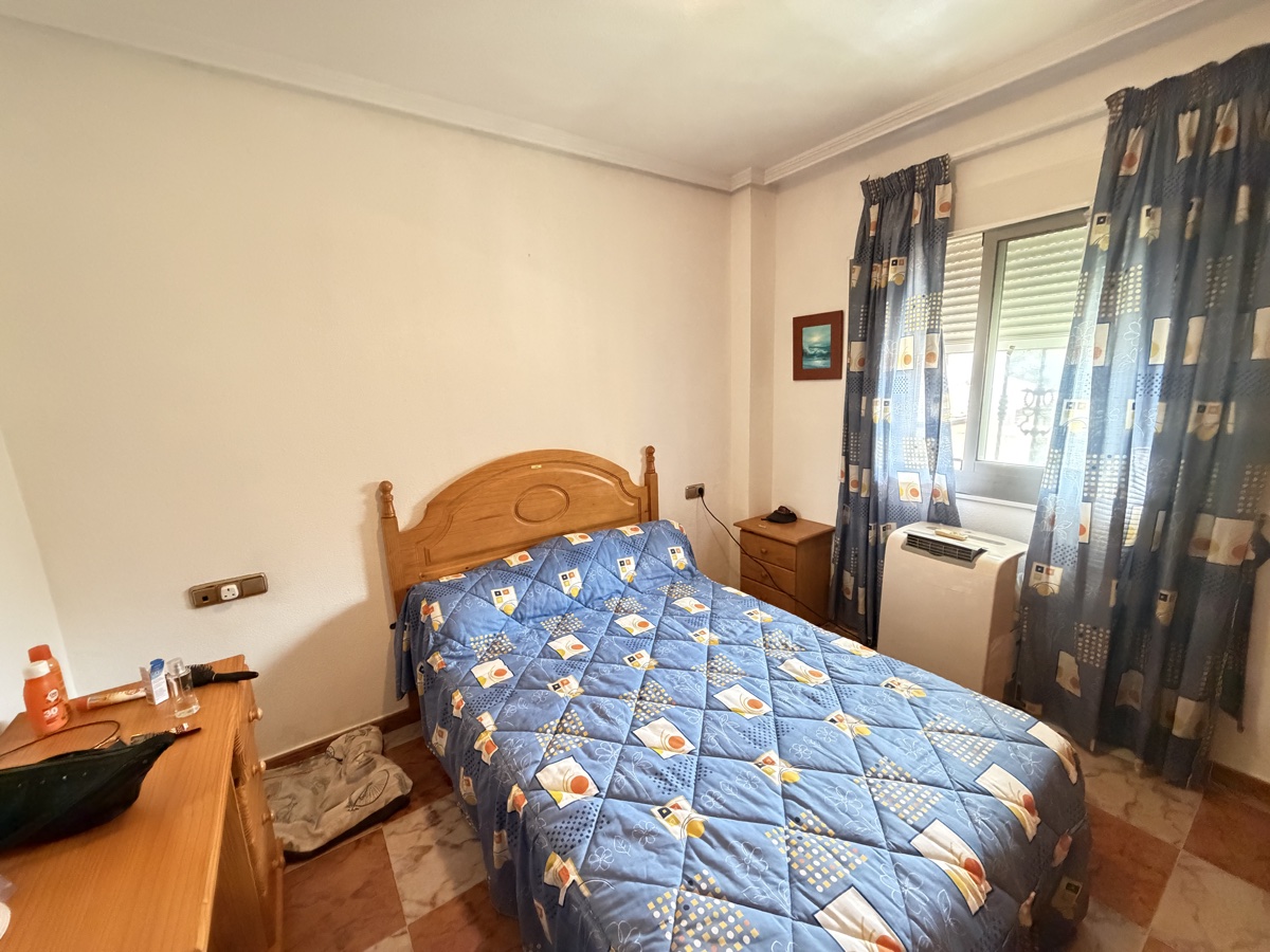 For sale - 2 Bedroom 1 Bathroom Apartment in Villamartin - , Villamartin, Alicante, Spain - Alicante