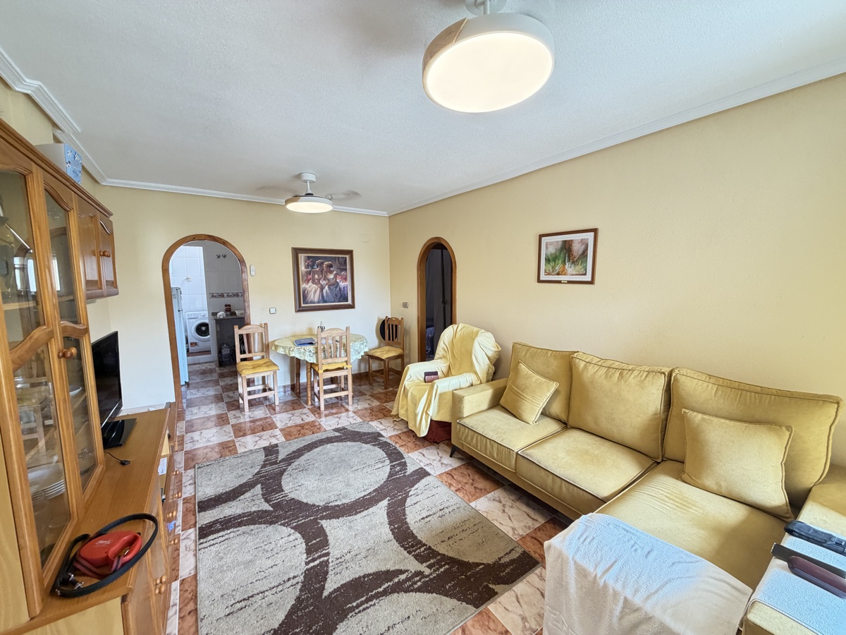 For sale - 2 Bedroom 1 Bathroom Apartment in Villamartin - , Villamartin, Alicante, Spain - Alicante
