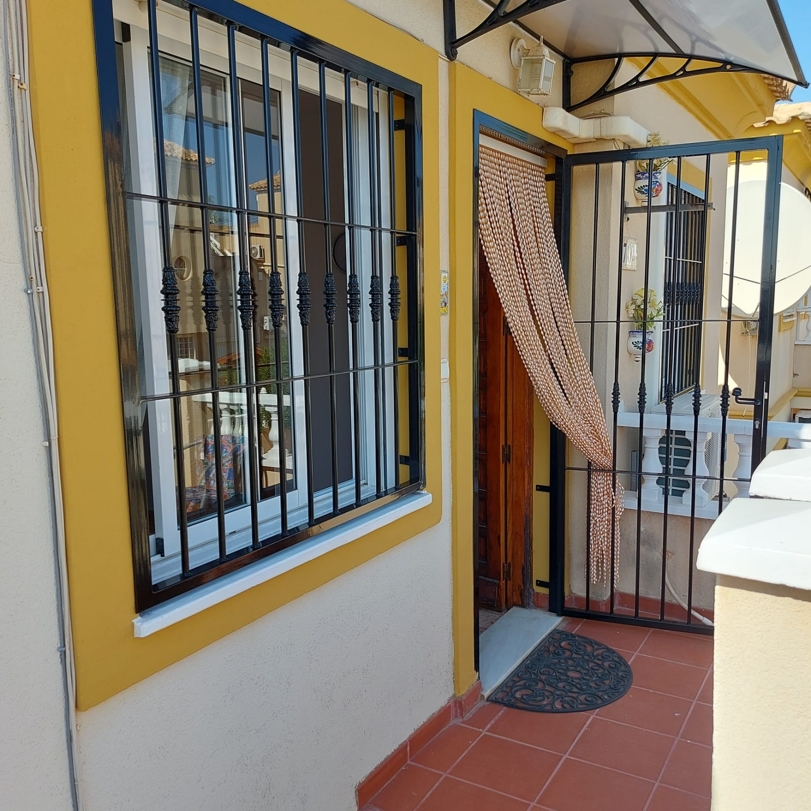 For sale - 2 Bedroom 1 Bathroom Top Floor Apartment in Playa Flamenca - , Playa Flamenca, Alicante, Spain - Alicante
