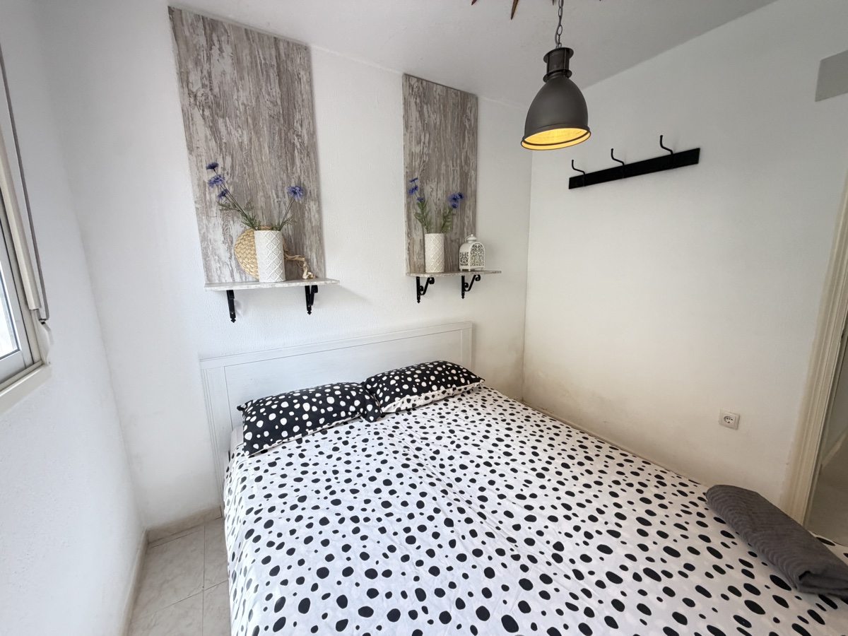 For sale - 2 Bedroom 1 Bathroom Apartment in Villamartin - , Villamartin, Alicante, Spain - Alicante