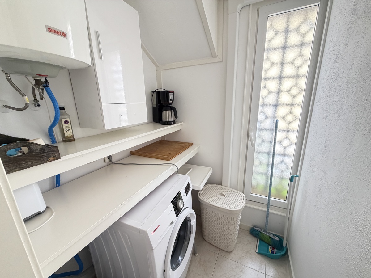 For sale - 2 Bedroom 1 Bathroom Apartment in Villamartin - , Villamartin, Alicante, Spain - Alicante