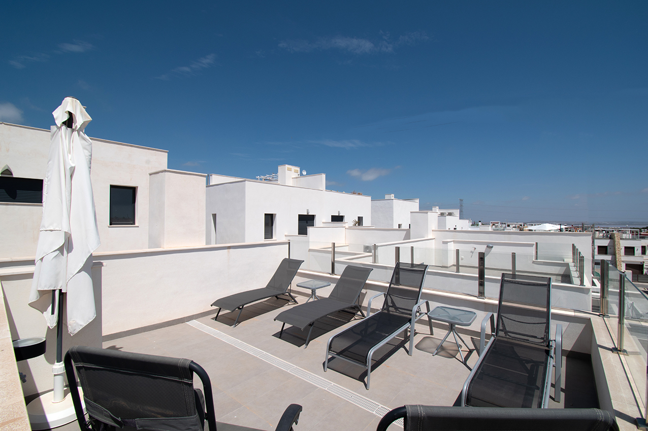 Resale - 3 Bedroom 3 Bathroom Semi Detached in Orihuela Costa - pau26  - Alicante