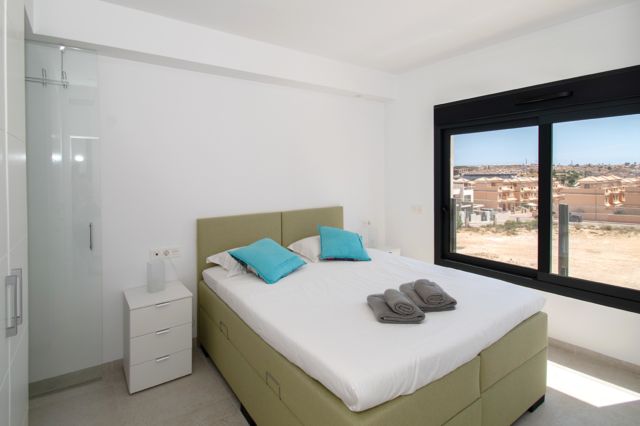 Resale - 3 Bedroom 3 Bathroom Semi Detached in Orihuela Costa - pau26  - Alicante