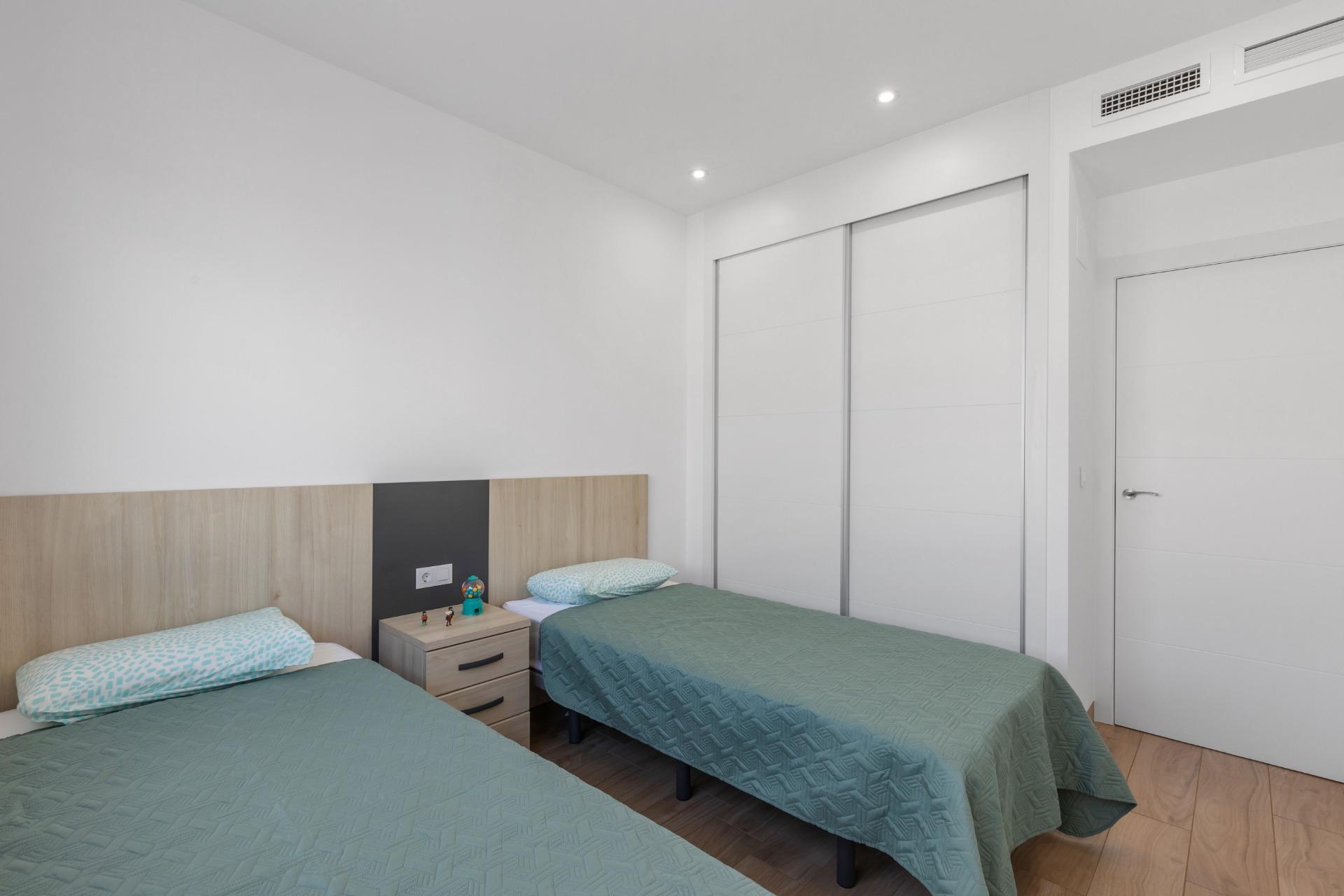 Resale - 2 Bedroom 2 Bathroom Penthouse in Torrevieja - Los Balcones - Los Altos Del Edén  - Alicante