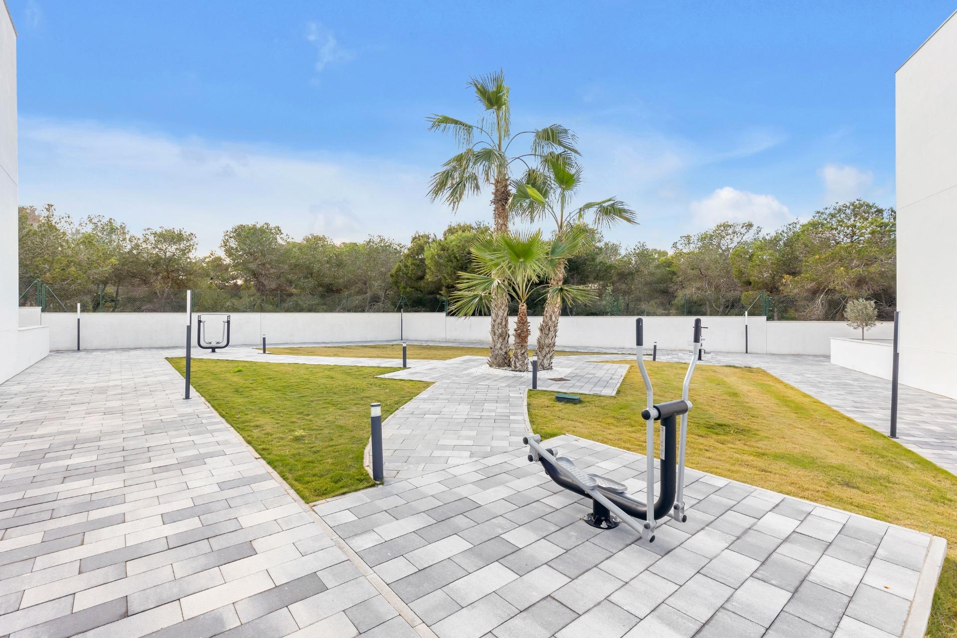 Resale - 2 Bedroom 2 Bathroom Penthouse in Torrevieja - Los Balcones - Los Altos Del Edén  - Alicante