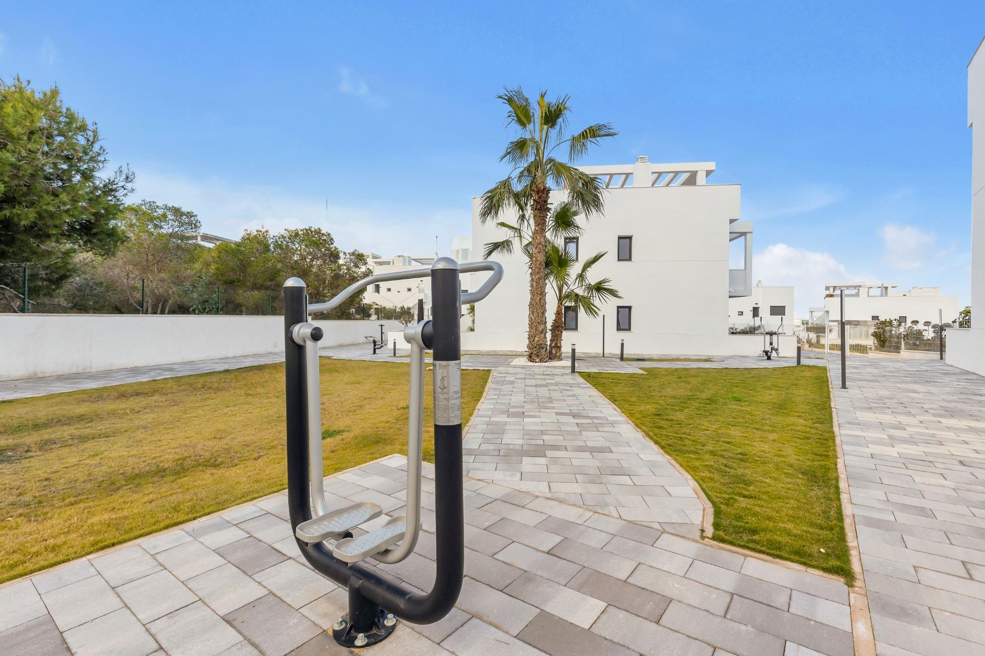 Resale - 2 Bedroom 2 Bathroom Penthouse in Torrevieja - Los Balcones - Los Altos Del Edén  - Alicante