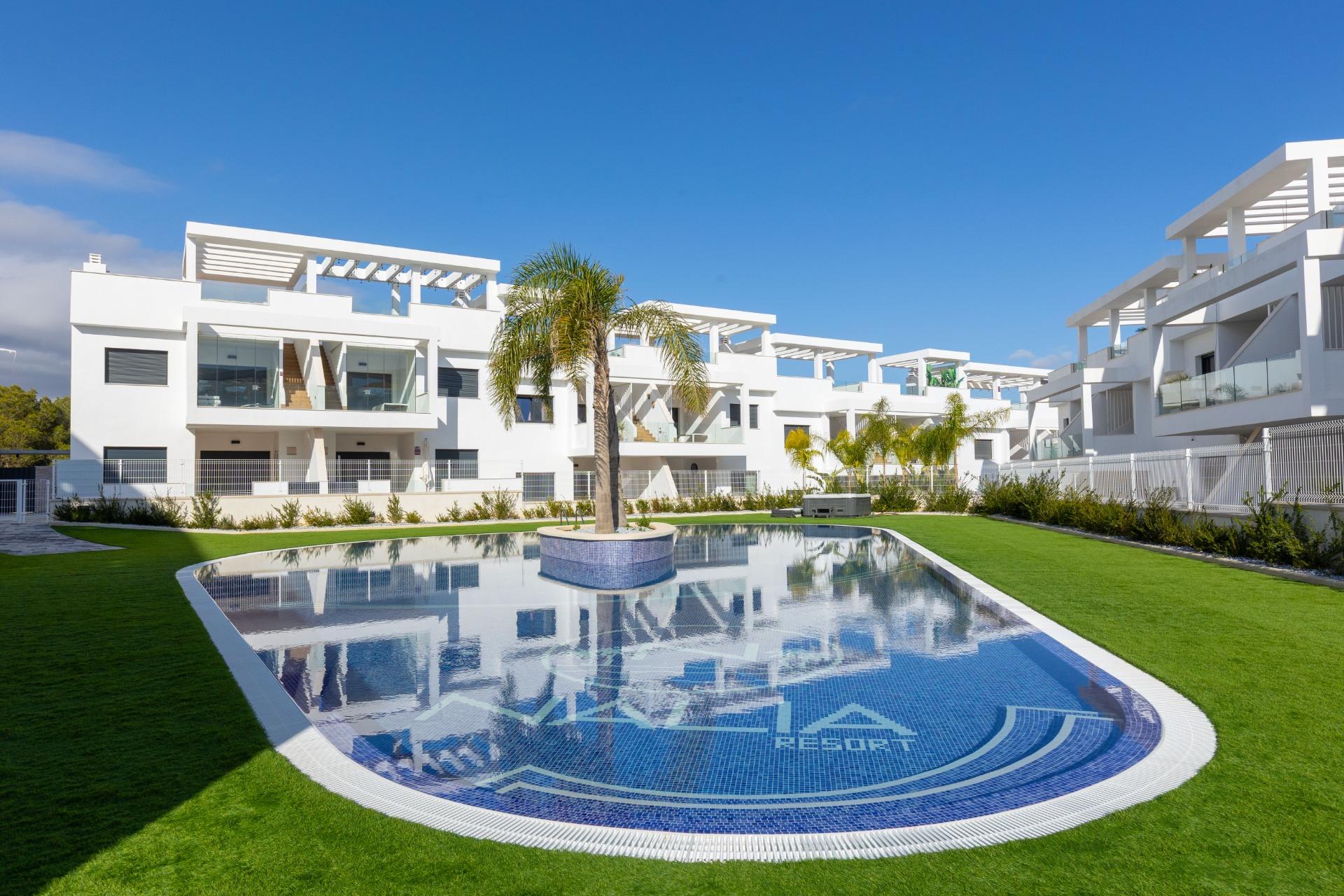 Resale - 2 Bedroom 2 Bathroom Penthouse in Torrevieja - Los Balcones - Los Altos Del Edén  - Alicante