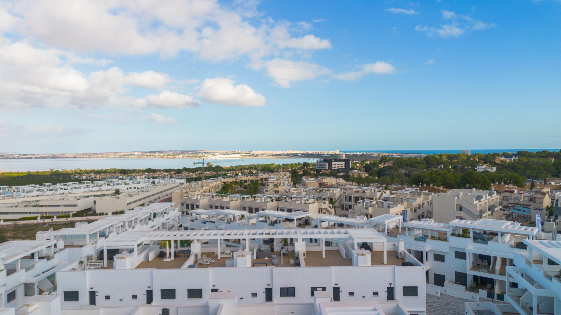 Resale - 2 Bedroom 2 Bathroom Penthouse in Torrevieja - Los Balcones - Los Altos Del Edén  - Alicante