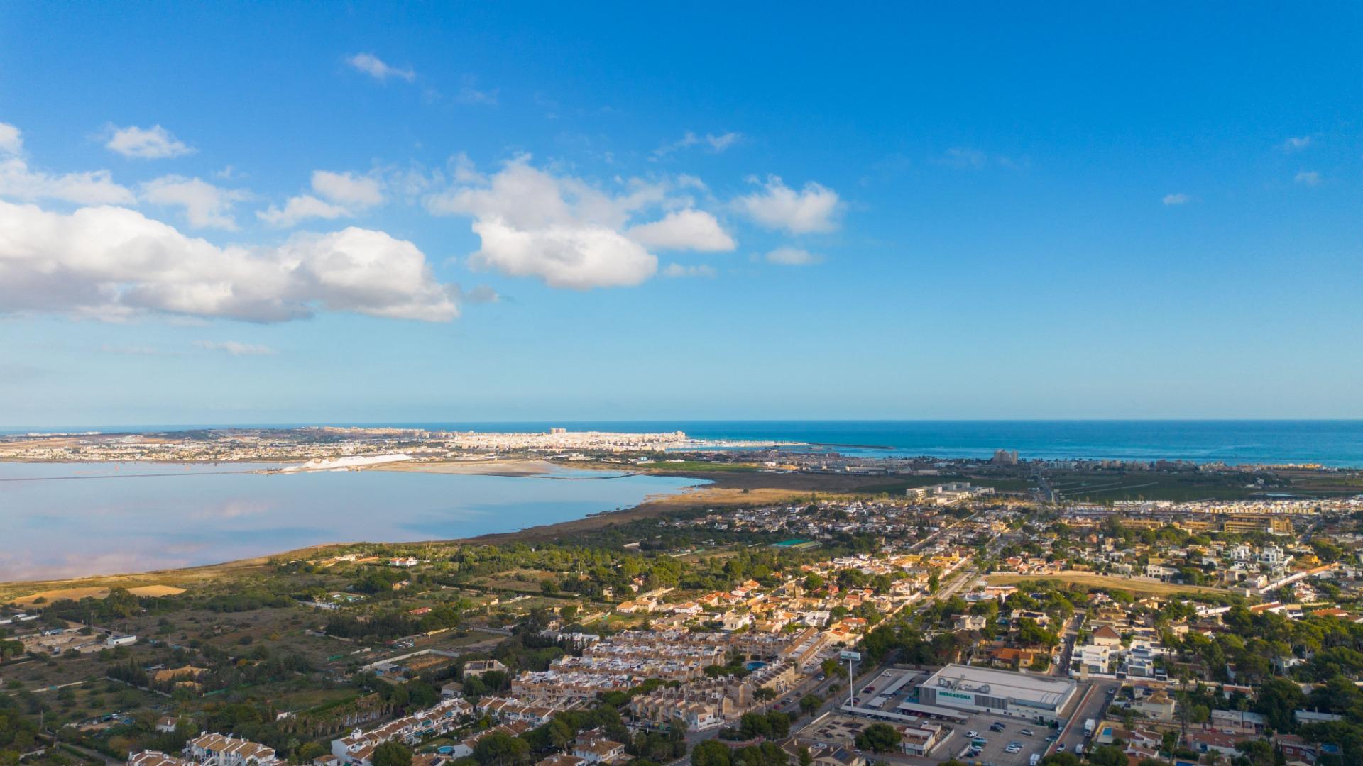Resale - 2 Bedroom 2 Bathroom Penthouse in Torrevieja - Los Balcones - Los Altos Del Edén  - Alicante