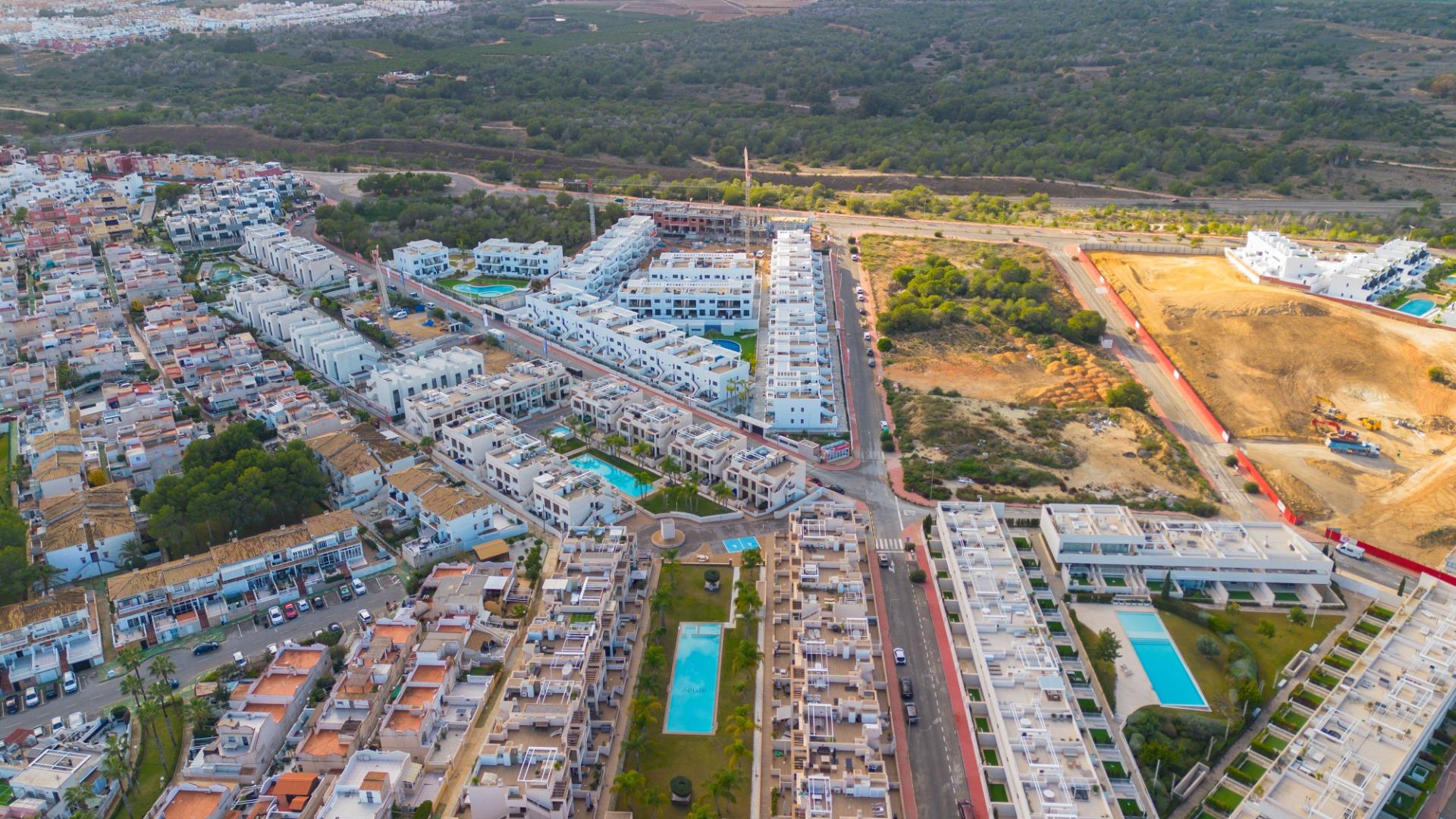 Resale - 2 Bedroom 2 Bathroom Penthouse in Torrevieja - Los Balcones - Los Altos Del Edén  - Alicante