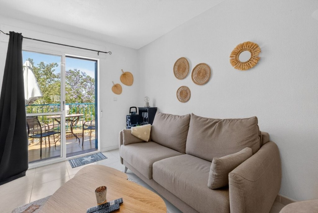 Resale - 2 Bedroom 1 Bathroom Apartment Penthouse in Torrevieja - Jardin del Mar  - Alicante