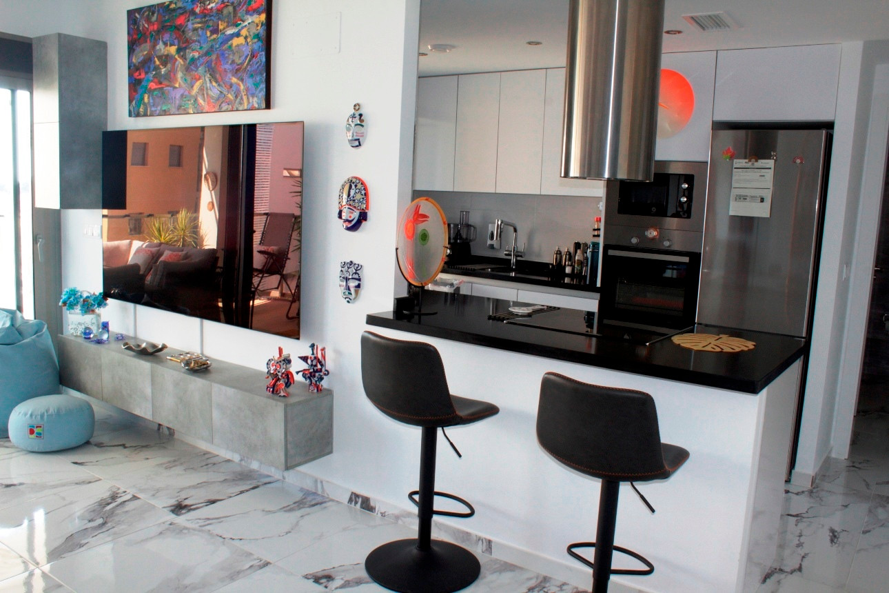 Resale - 2 Bedroom 2 Bathroom Apartment in Villamartin - Costa Blanca  - Alicante