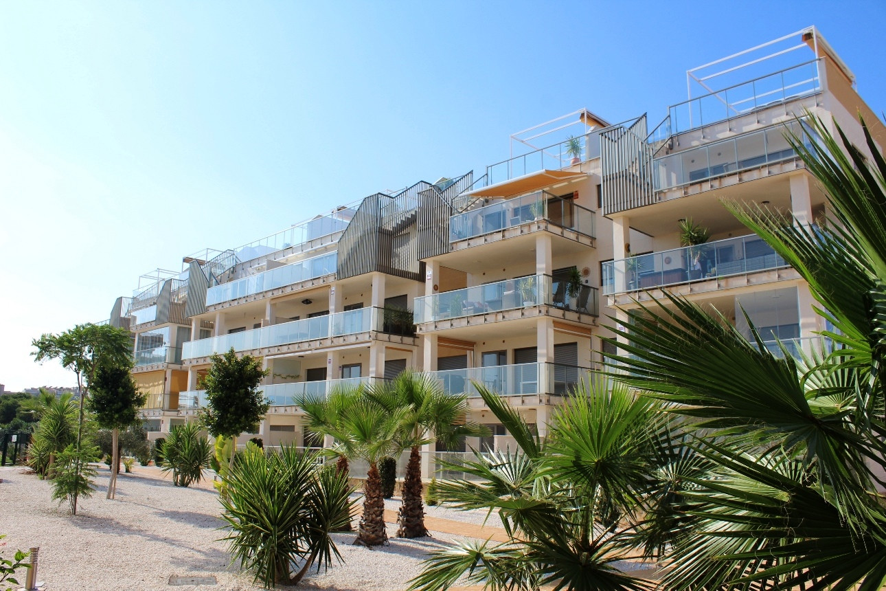 Resale - 2 Bedroom 2 Bathroom Apartment in Villamartin - Costa Blanca  - Alicante