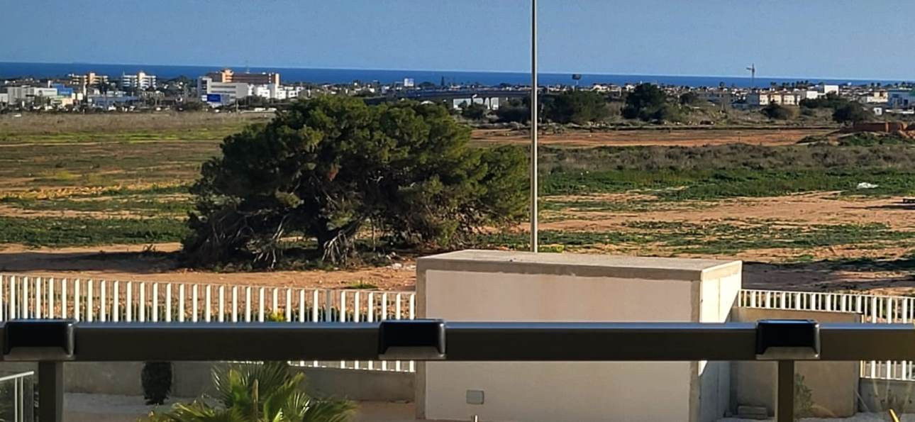 Resale - 2 Bedroom 2 Bathroom Apartment in Villamartin - Costa Blanca  - Alicante