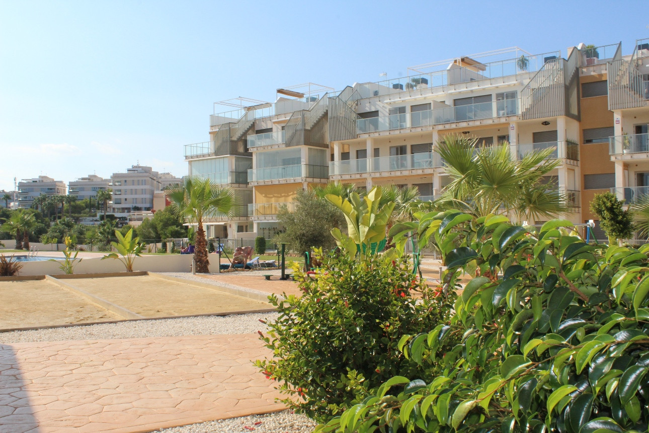 Resale - 2 Bedroom 2 Bathroom Apartment in Villamartin - Costa Blanca  - Alicante