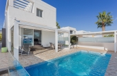 94-53-490-11-799/79692, 3 Bedroom 2 Bathroom Villa in Orihuela Costa