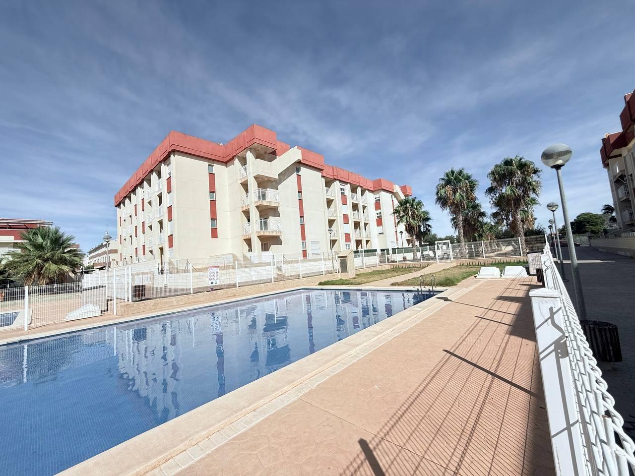 Resale - 4 Bedroom 3 Bathroom Apartment in Orihuela Costa - Lomas De Cabo Roig  - Alicante