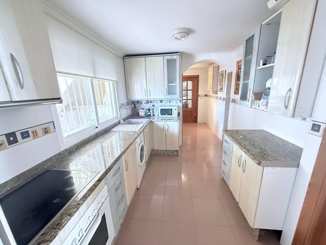 Resale - 4 Bedroom 3 Bathroom Apartment in Orihuela Costa - Lomas De Cabo Roig  - Alicante