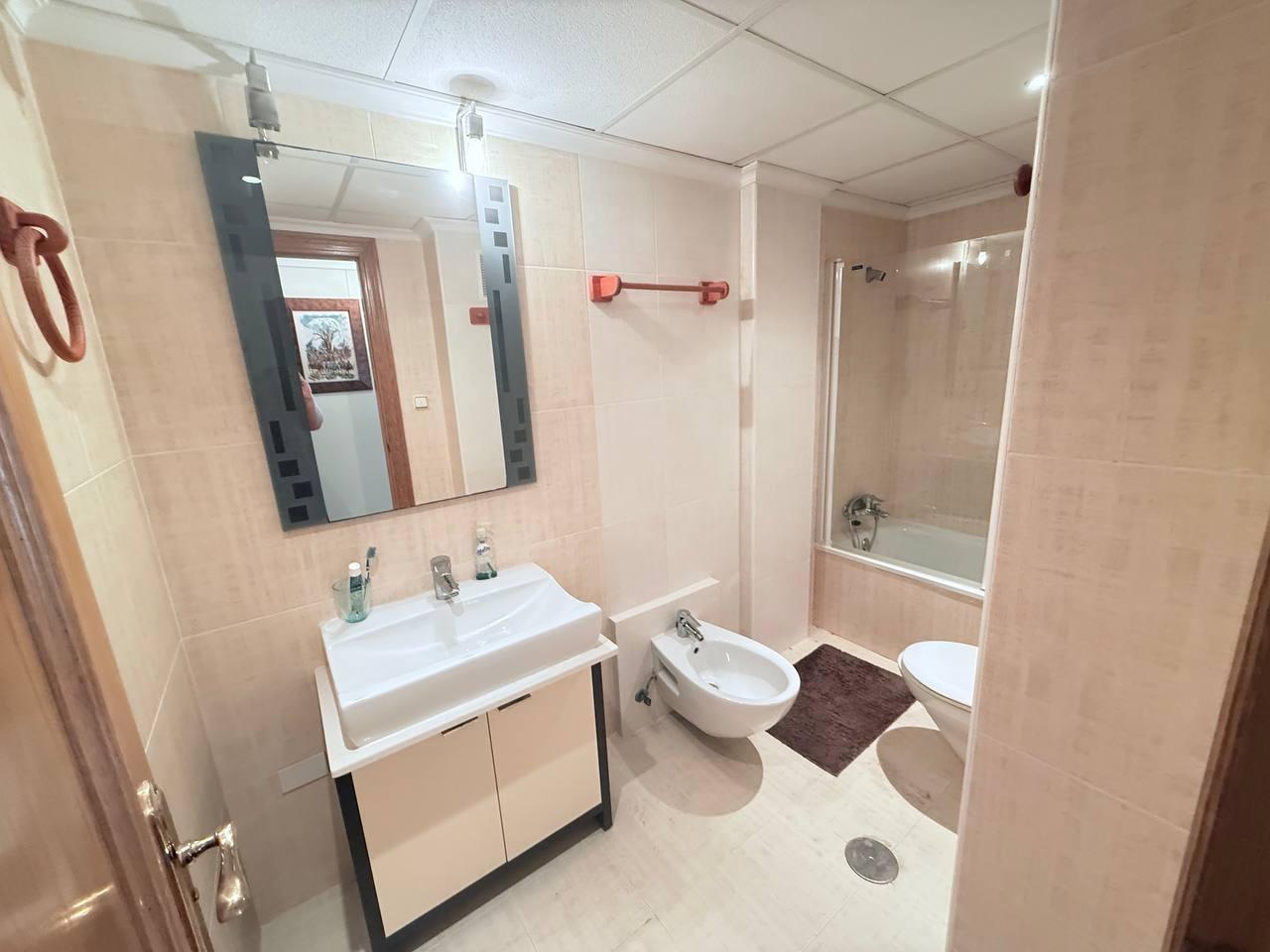 Resale - 4 Bedroom 3 Bathroom Apartment in Orihuela Costa - Lomas De Cabo Roig  - Alicante