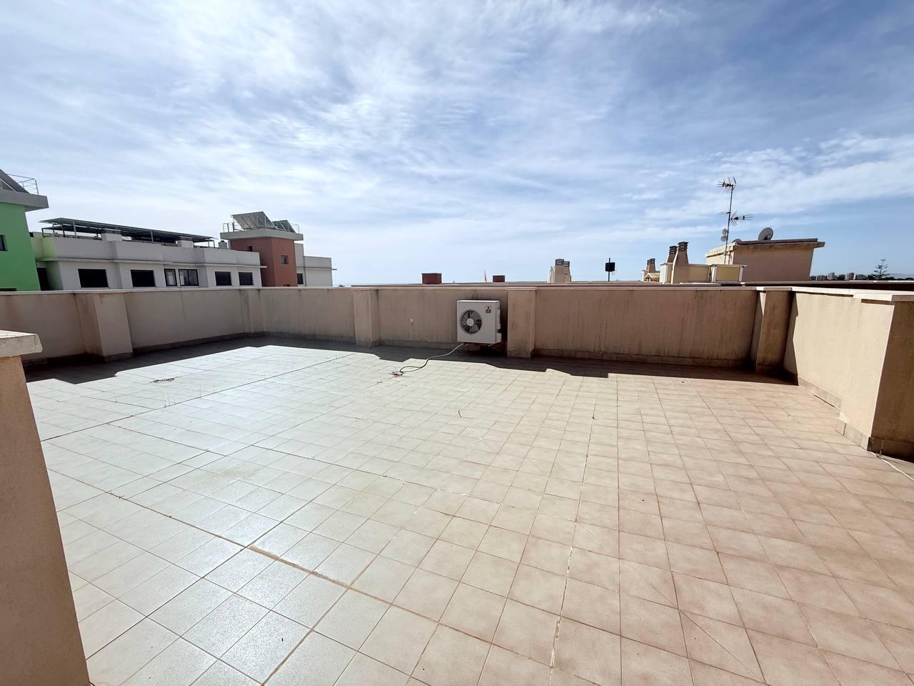 Resale - 4 Bedroom 3 Bathroom Apartment in Orihuela Costa - Lomas De Cabo Roig  - Alicante