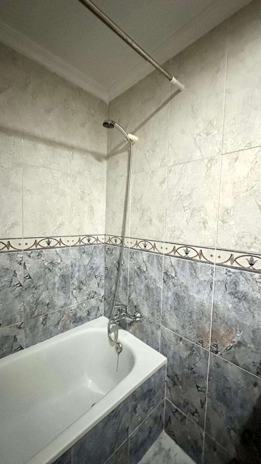 Resale - 3 Bedroom 2 Bathroom Apartment in Torrevieja - Torrevieja  - Alicante