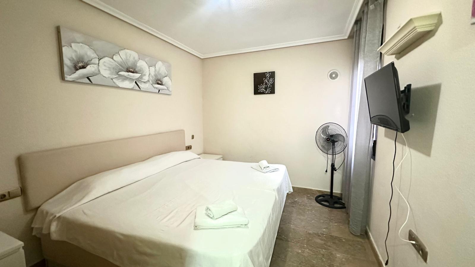 Resale - 3 Bedroom 2 Bathroom Apartment in Torrevieja - Torrevieja  - Alicante