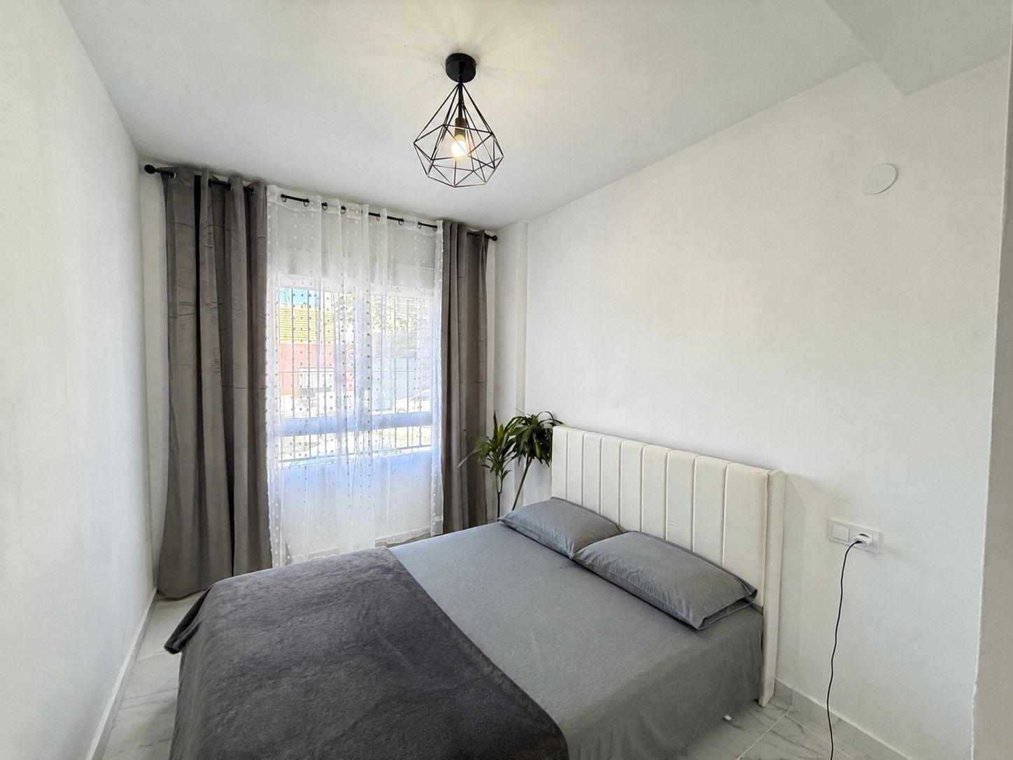 Resale - 2 Bedroom 1 Bathroom Apartment in Torrevieja - Torrevieja  - Alicante