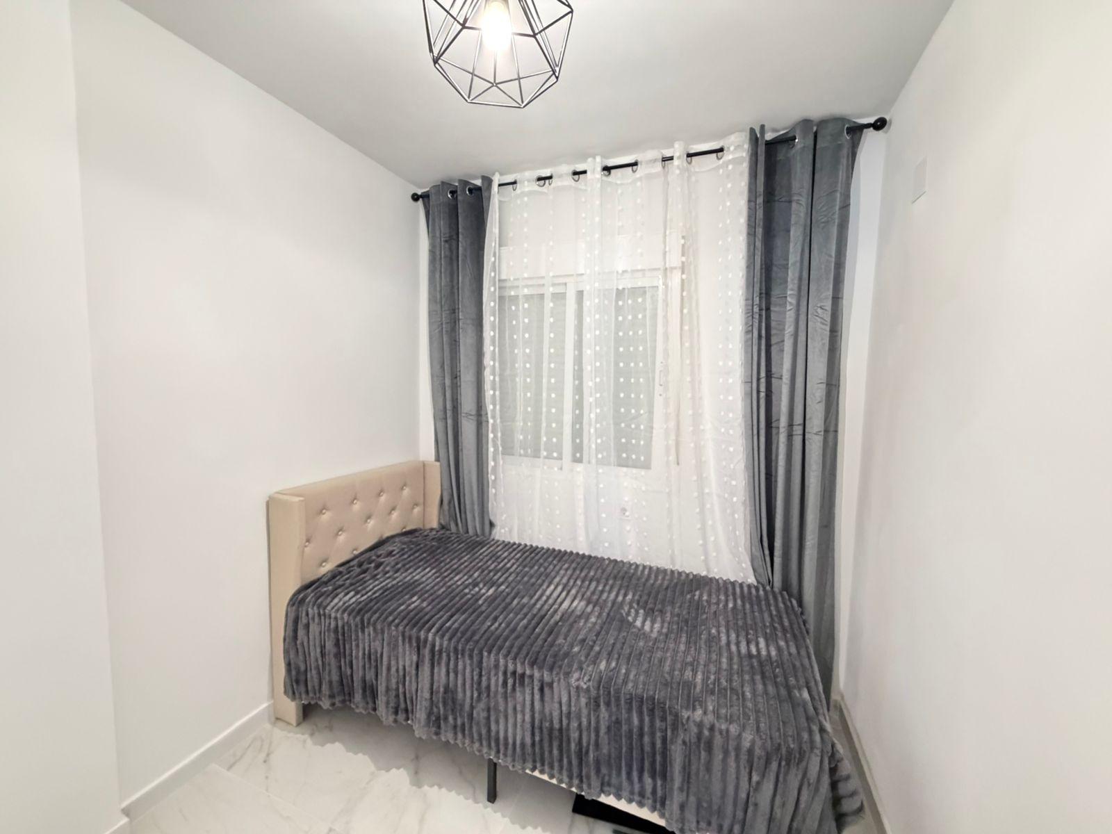 Resale - 2 Bedroom 1 Bathroom Apartment in Torrevieja - Torrevieja  - Alicante