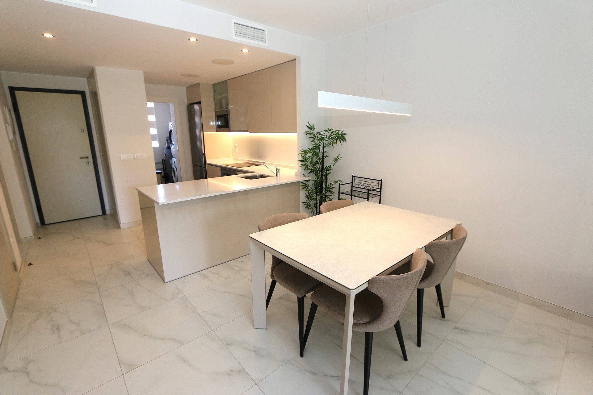 Resale - 2 Bedroom 2 Bathroom Apartment in Playa Flamenca - Costa Blanca  - Alicante