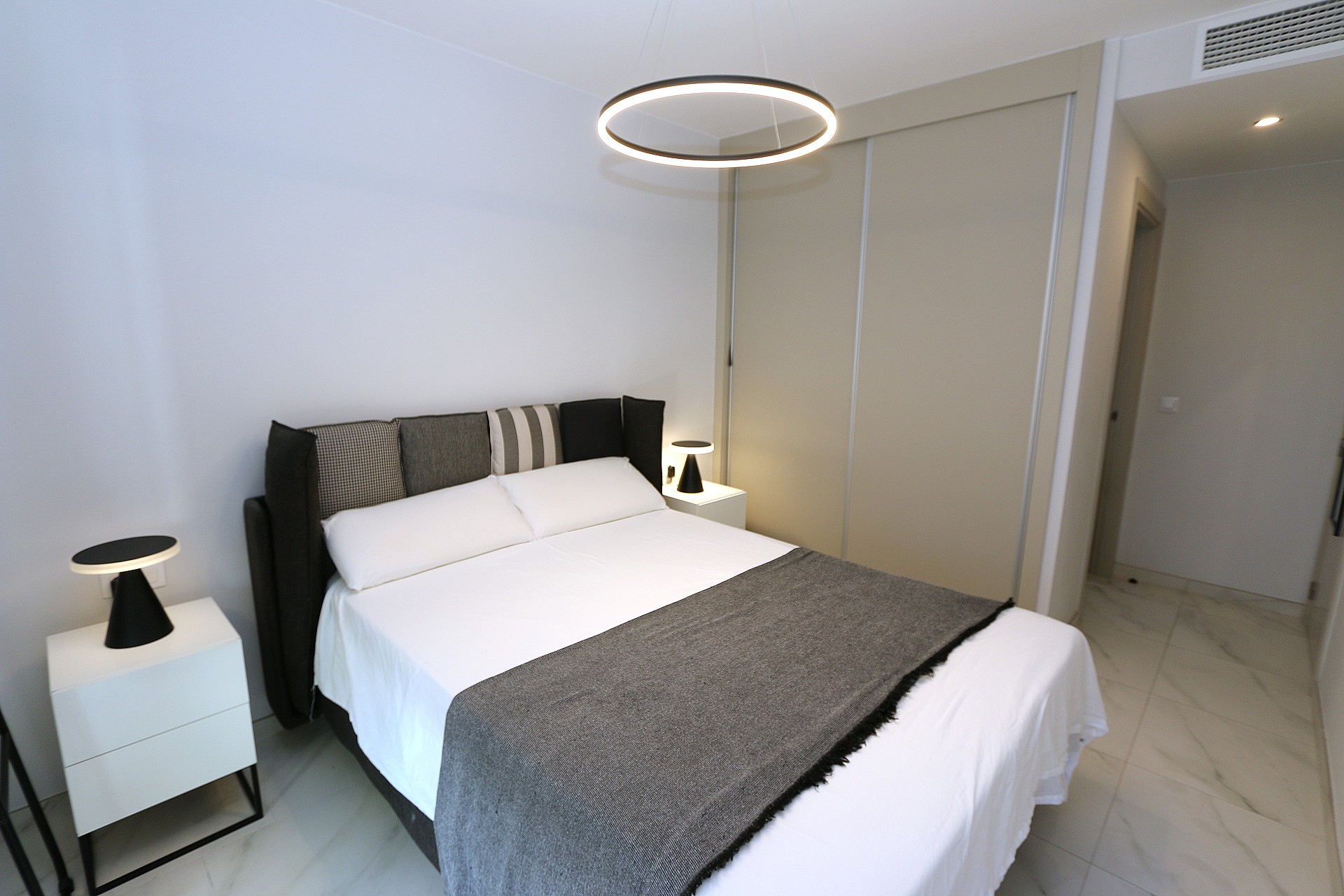 Resale - 2 Bedroom 2 Bathroom Apartment in Playa Flamenca - Costa Blanca  - Alicante
