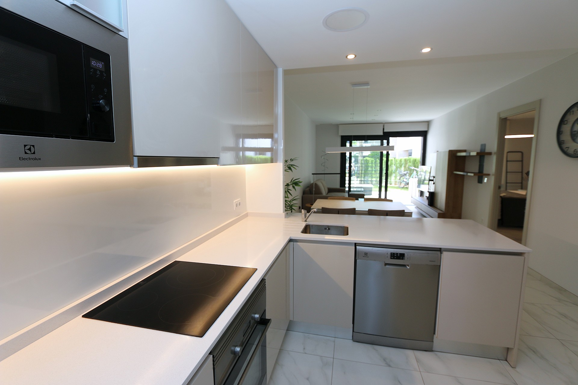 Resale - 2 Bedroom 2 Bathroom Apartment in Playa Flamenca - Costa Blanca  - Alicante