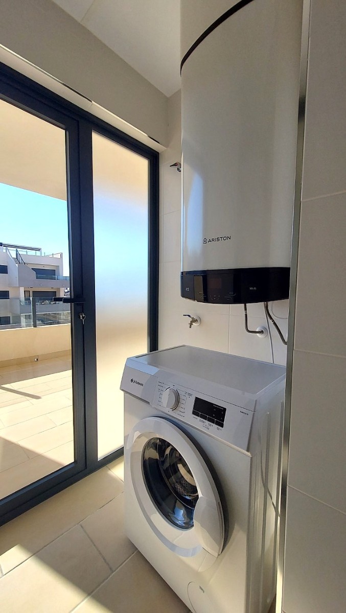 Resale - 2 Bedroom 2 Bathroom Apartment in Orihuela Costa - Costa Blanca  - Alicante