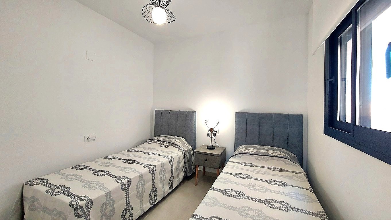 Resale - 2 Bedroom 2 Bathroom Apartment in Orihuela Costa - Costa Blanca  - Alicante