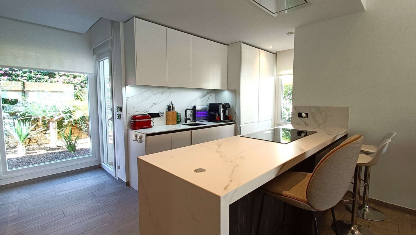 Resale - 2 Bedroom 2 Bathroom Villa in Algorfa - Inland  - Alicante
