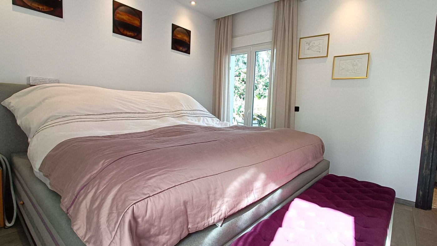 Resale - 2 Bedroom 2 Bathroom Villa in Algorfa - Inland  - Alicante