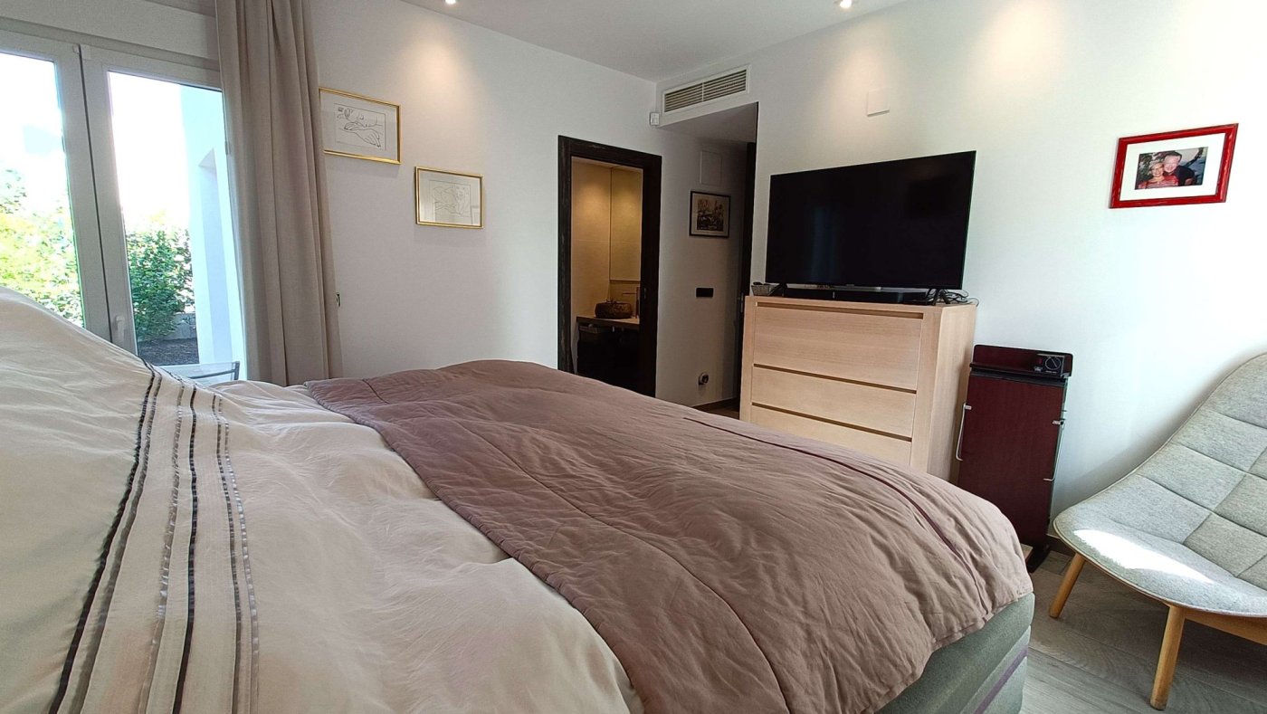 Resale - 2 Bedroom 2 Bathroom Villa in Algorfa - Inland  - Alicante