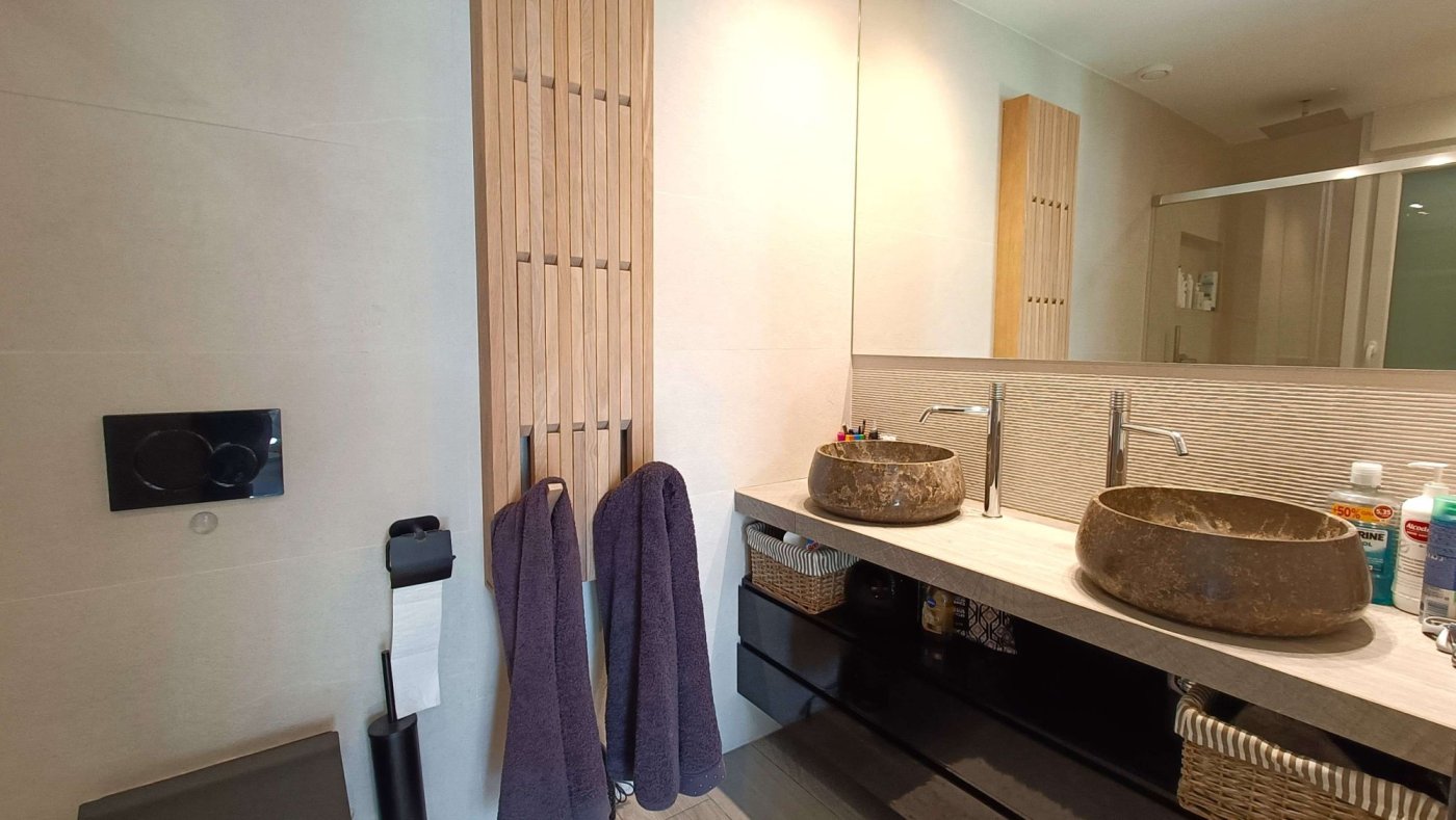 Resale - 2 Bedroom 2 Bathroom Villa in Algorfa - Inland  - Alicante